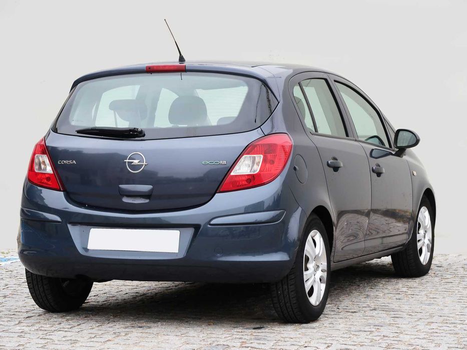 Opel Corsa — fotografia 6