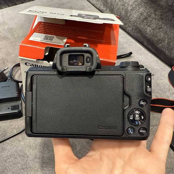 Фотоапарат Canon EOS M50 Mark II body Black (4728C002)