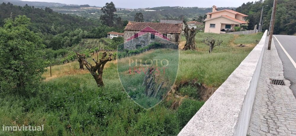 Land for Construction – For Sale in Santos Evos, Viseu