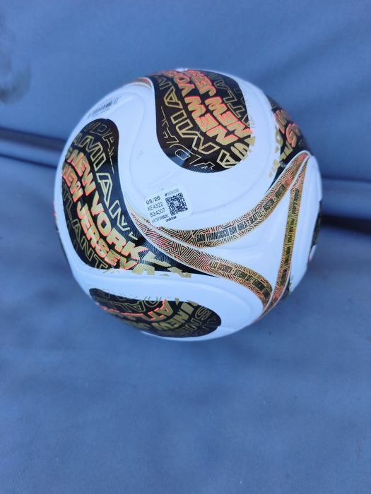 Piłka Adidas World Cup 2026