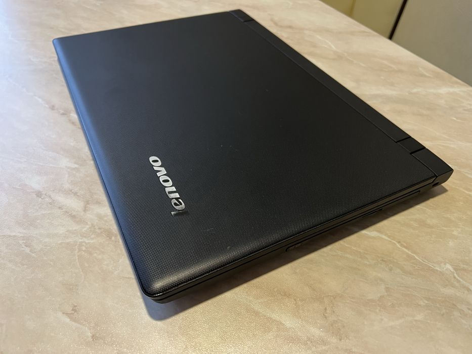 Продам ноут Lenovo 80MJ
