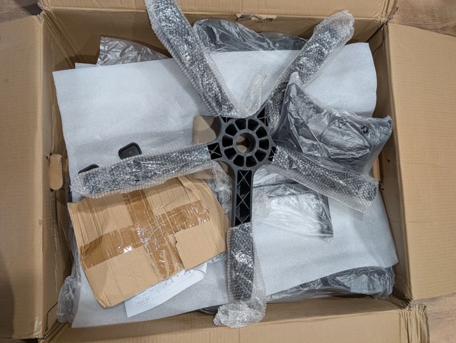 Cadeira Gaming Kubo - Nova na caixa