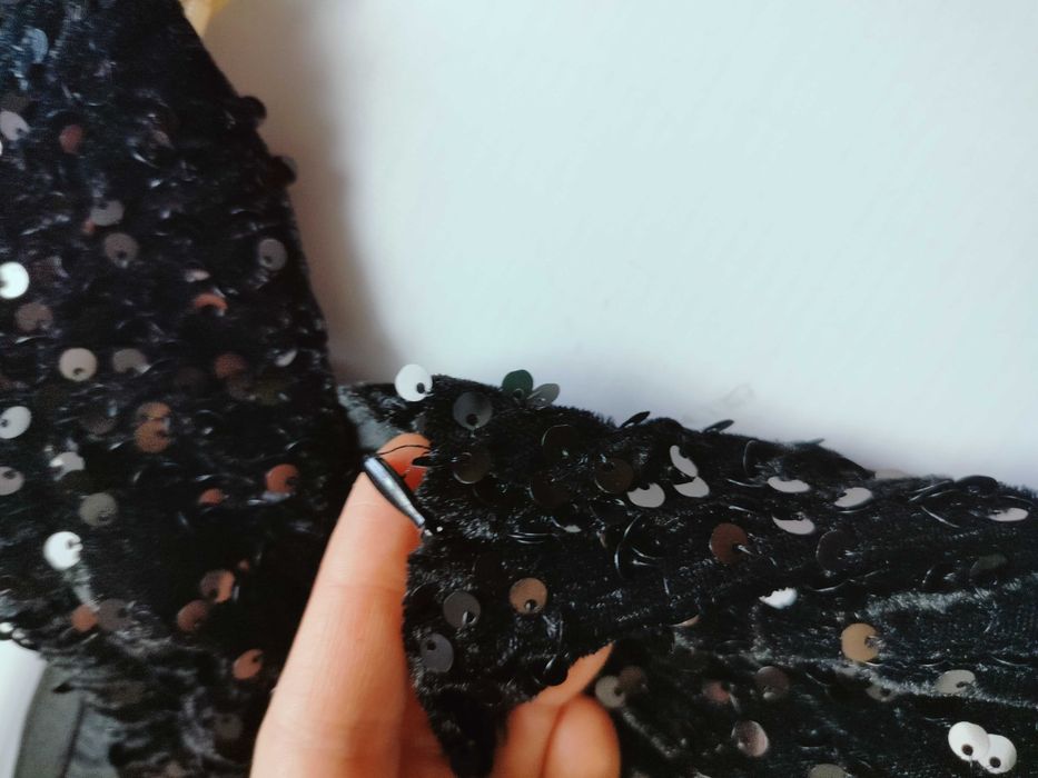 Nowa czarna długa sukienka w rozmiarze M 38