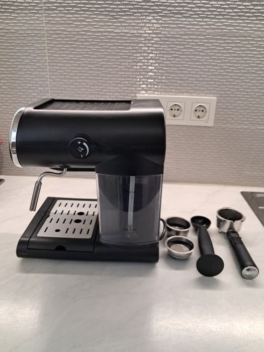 Кавоварка VITEK VT-1525 VK кофеварка кофемашина