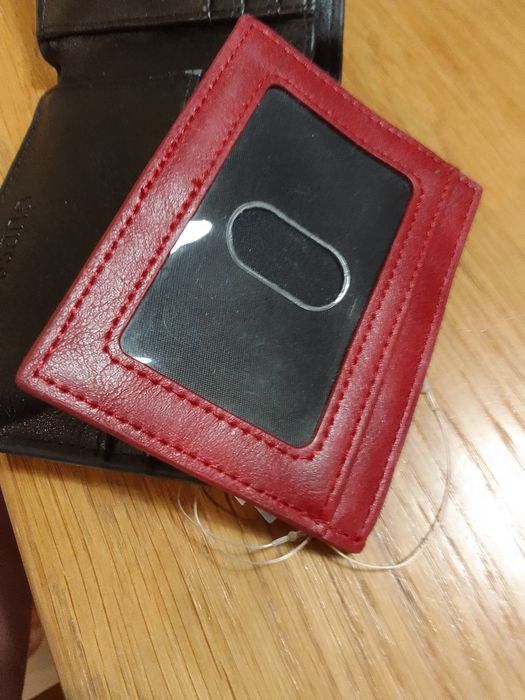 Portfel Guess skóra unisex