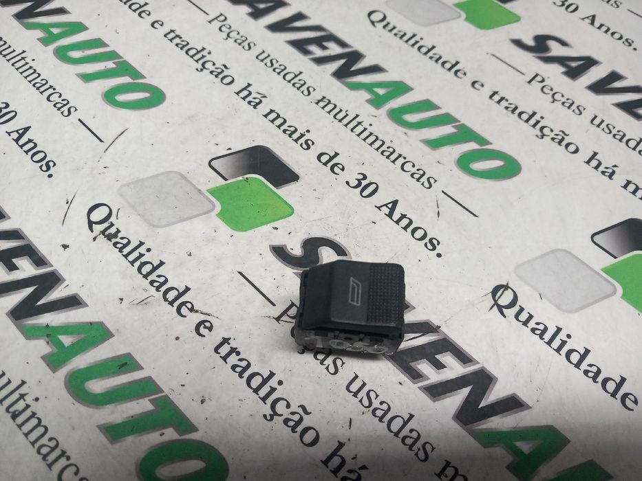 Comando / botão / interruptor vidros frente direito SEAT Ibiza II (6K1