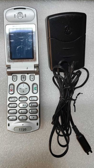 Telefon motorola T720