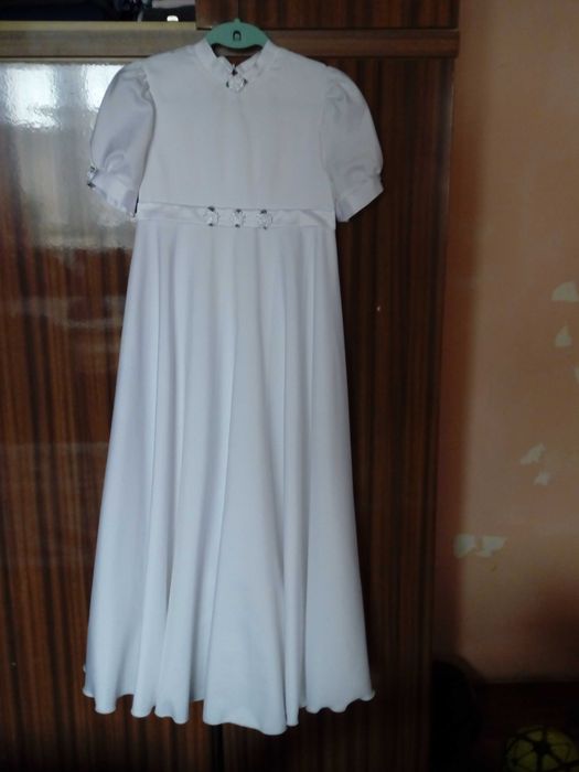 Sprzedam sukienkę komunijną