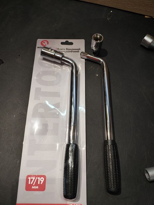 Ключ балоний, балоннік, телескопічний для авто, хрест  16 17, 19, 21мм