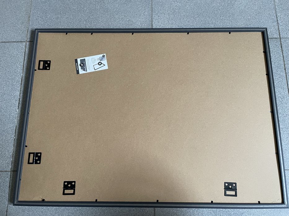Decoração parede puzzle com moldura