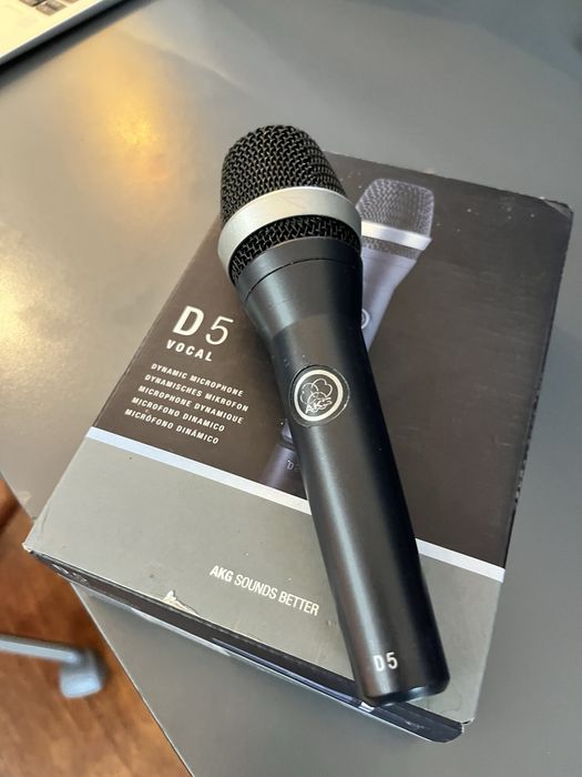Microfone AKG vocal D5