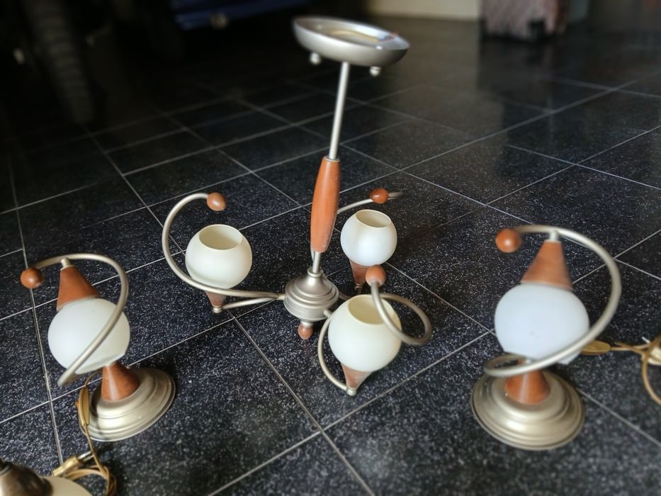 Candeeiros em latão
