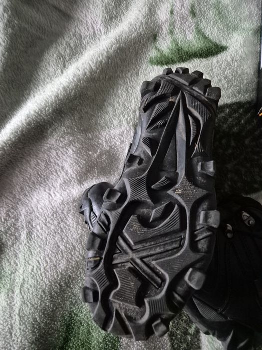 Buty zimowe skórzane 42 roz