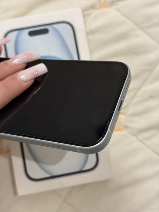 iPhone 15 Blue 128gb