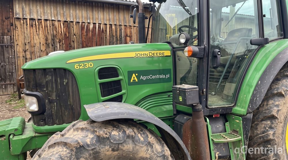 John Deere 6230 Premium / Rok 2008 / Stan wzorowy / Skrzynia PowerQuad