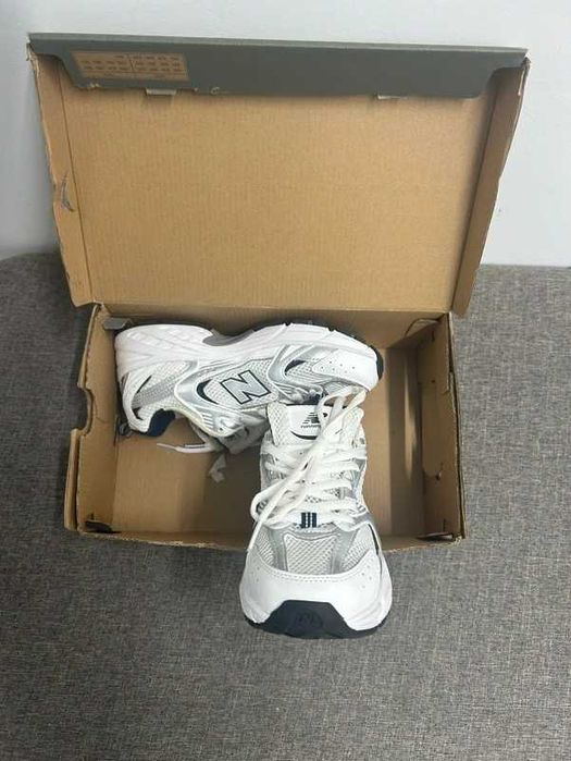 New Balance 530 White Silver Navy R.38
