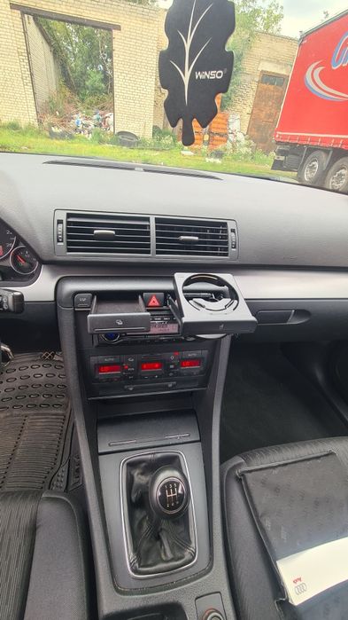Audi a4 b7 2006р 1.6 Бензин МРІ