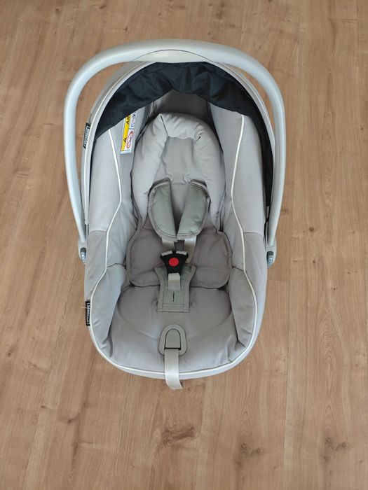 Carrinho Bébécar Ip-Op XL (Modelo 2022) + Ovo Easymaxi basic + Base Isofix