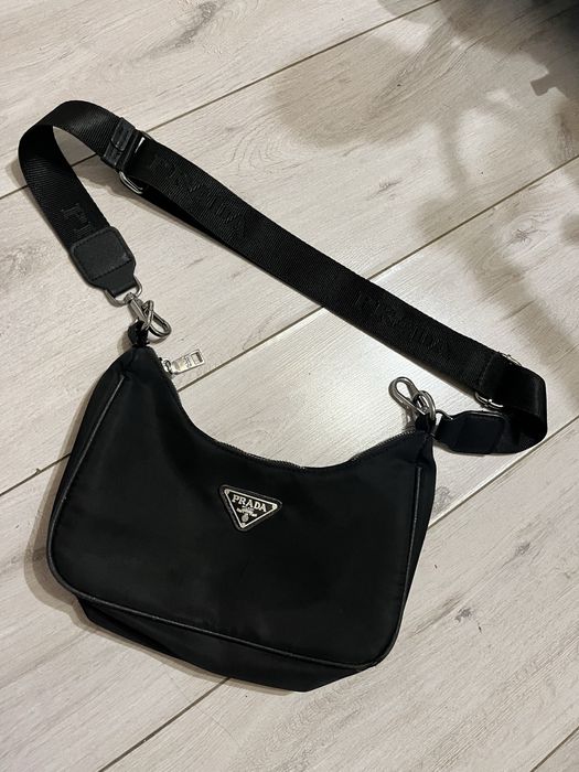 Czarna Materialowa Torebka Na Ramie Prada