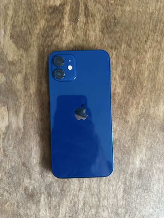 iphone  12/64.