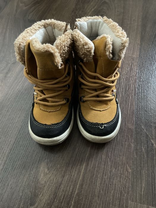 2 pary butów rozm 24 - buty kickers, buciki clibee