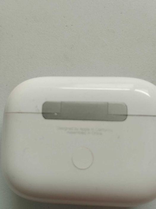 Зарядний футляр MagSafe для AirPods Pro 2-го покоління