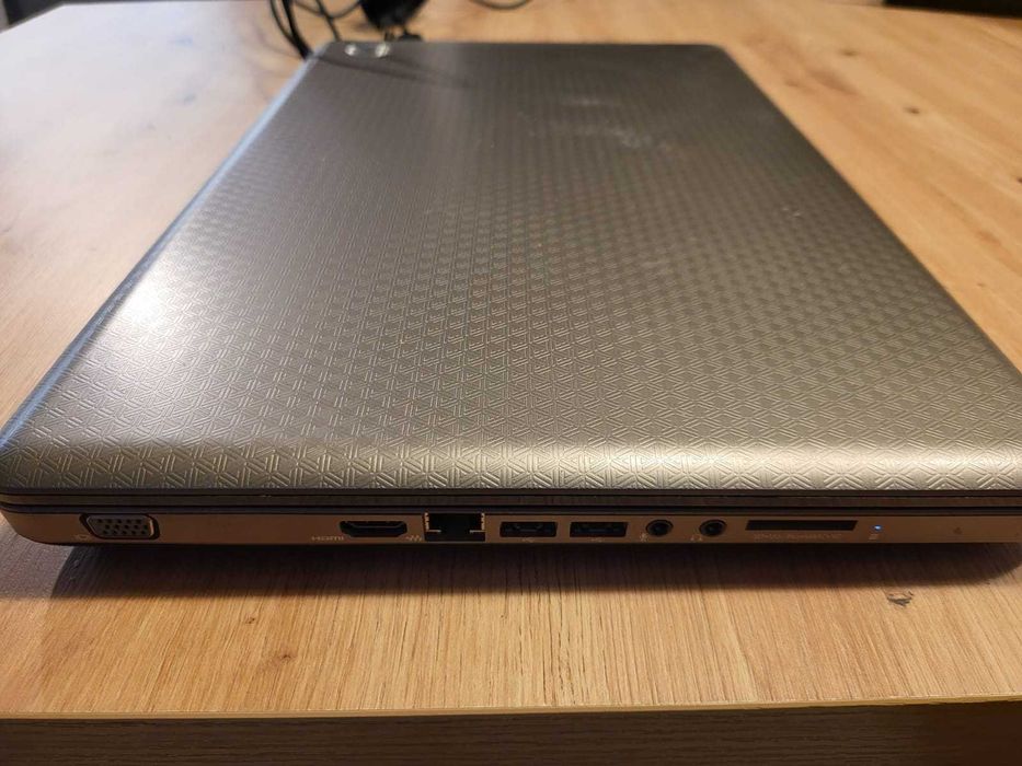 HP G72 Notebook PC 17,3'' (G72-b20sw)