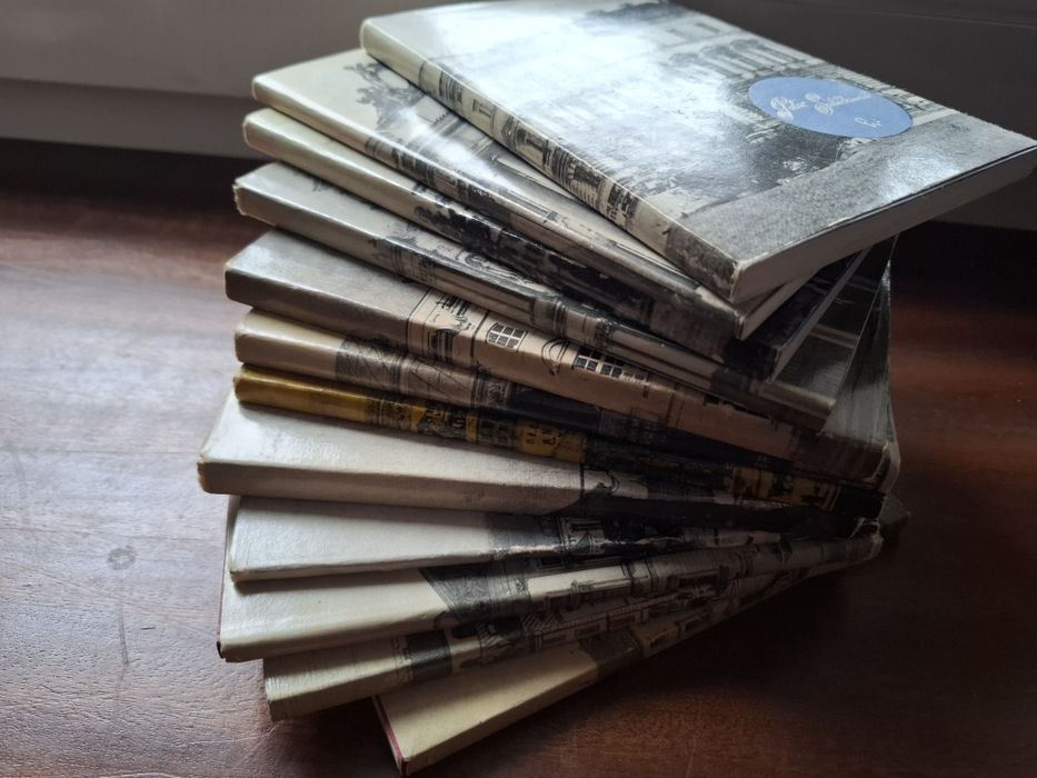 Seria 12 książek  Zabytki Warszawy PWN, Palac Sapiehów, Tyszkiewiczów,