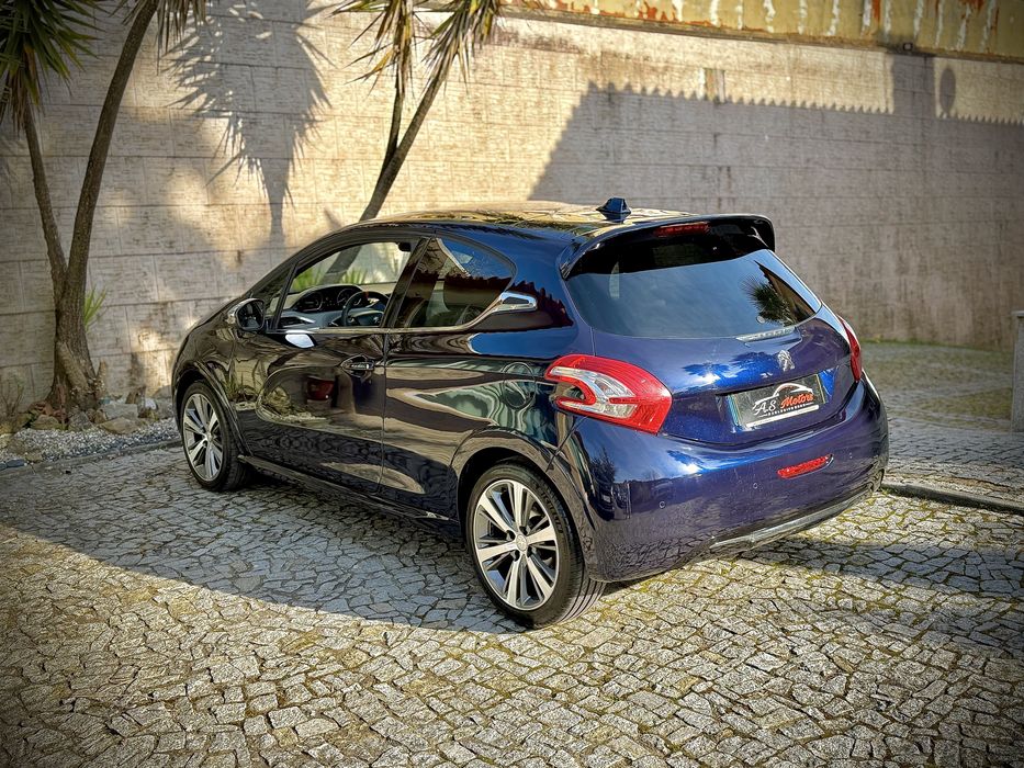 Peugeot 208 1.6 E-HDI 120cv XY