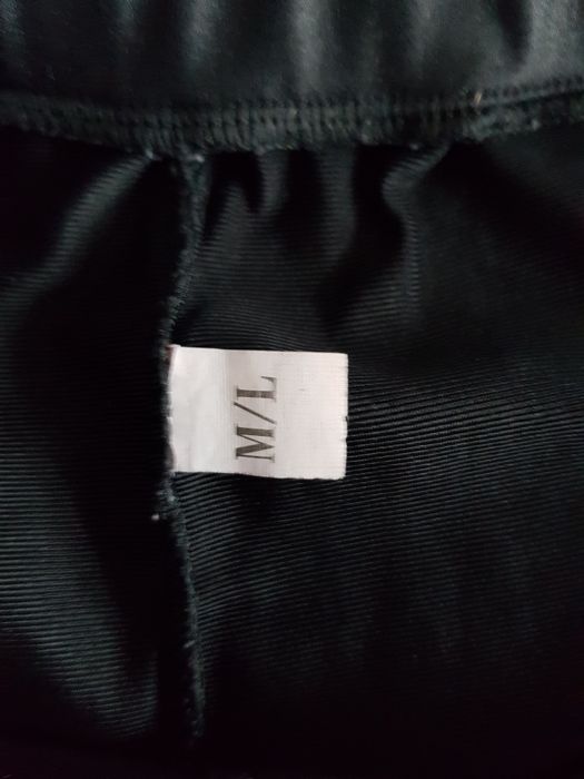Getry z imitacja eco skóry