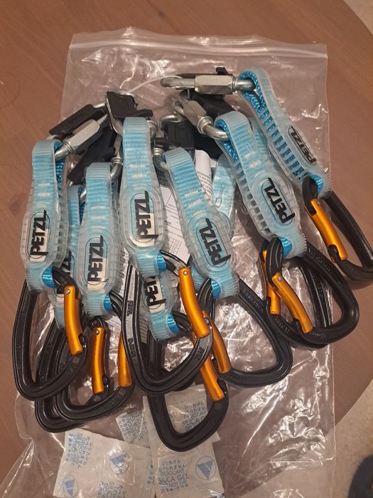 Petzl DJINN STEEL AXESS zestaw
ekspresów, 12 cm, 10 szt.