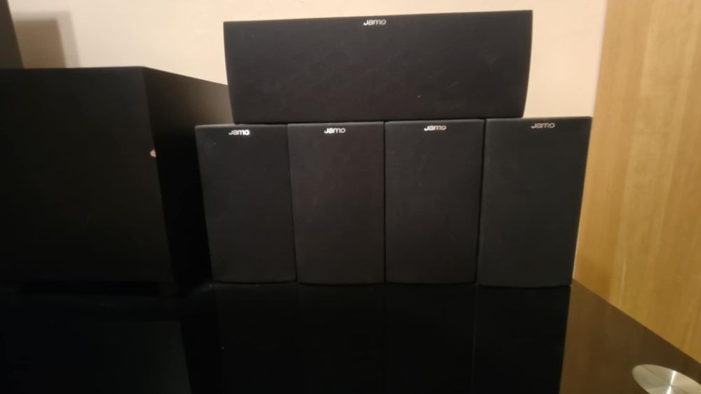 Zestaw kina domowego