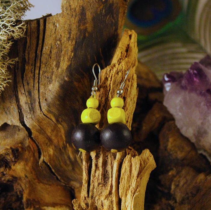 Kolczyki wiszące drewniane czarno-żółte