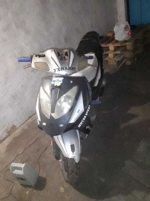 Скутер вайпер 150 к