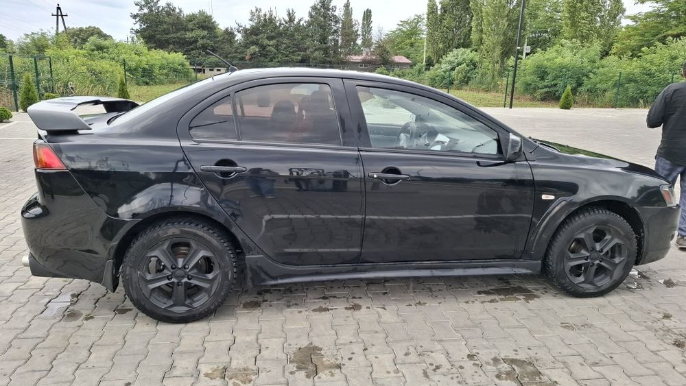 Продаетсья Mitsubishi Lancer X10 2008