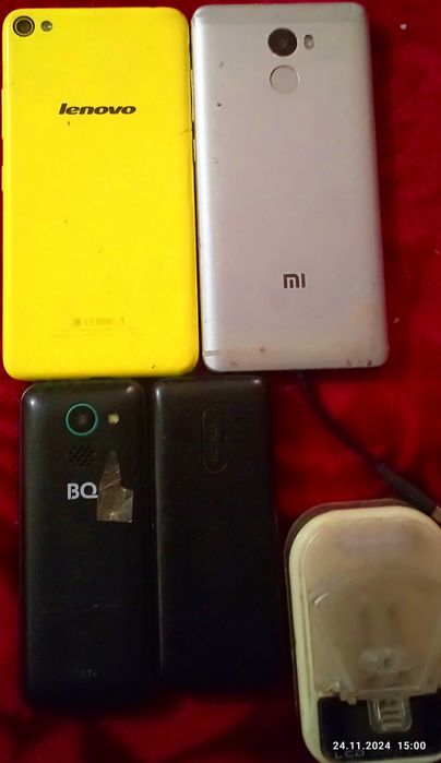 Весь коплект телефонів за одною ціною