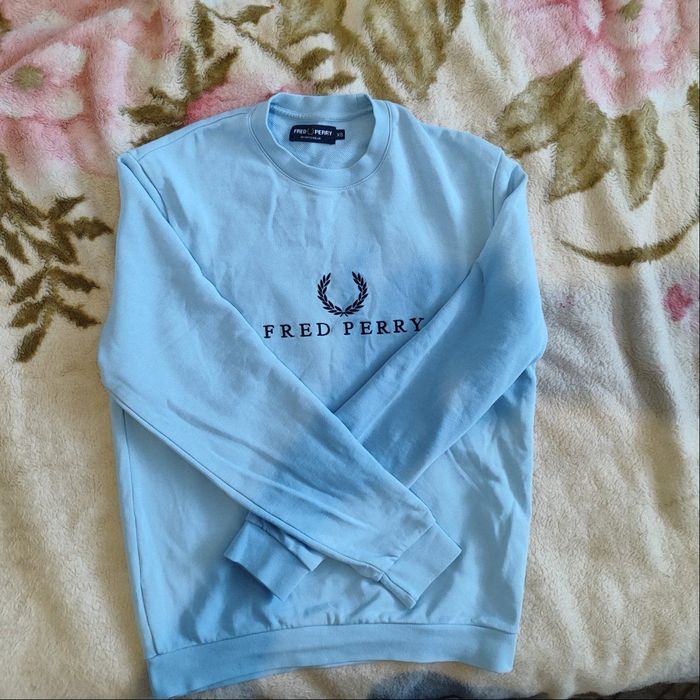 Хлопковый свитшот небесно-голубого цвета  FREDPERRY  XS