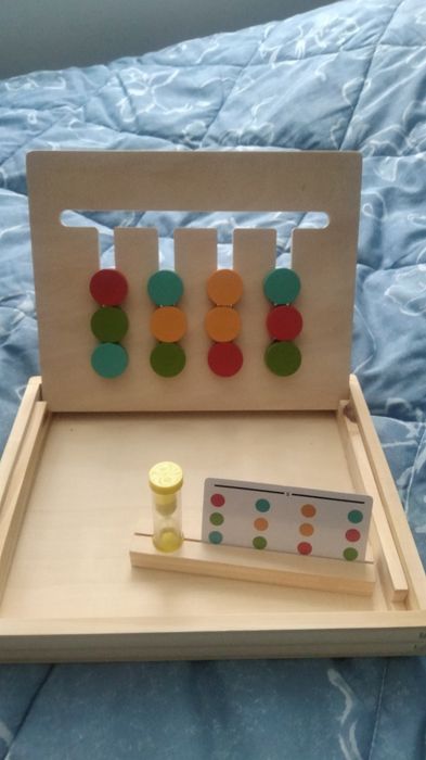 Дерев'яна настільна гра головоломка