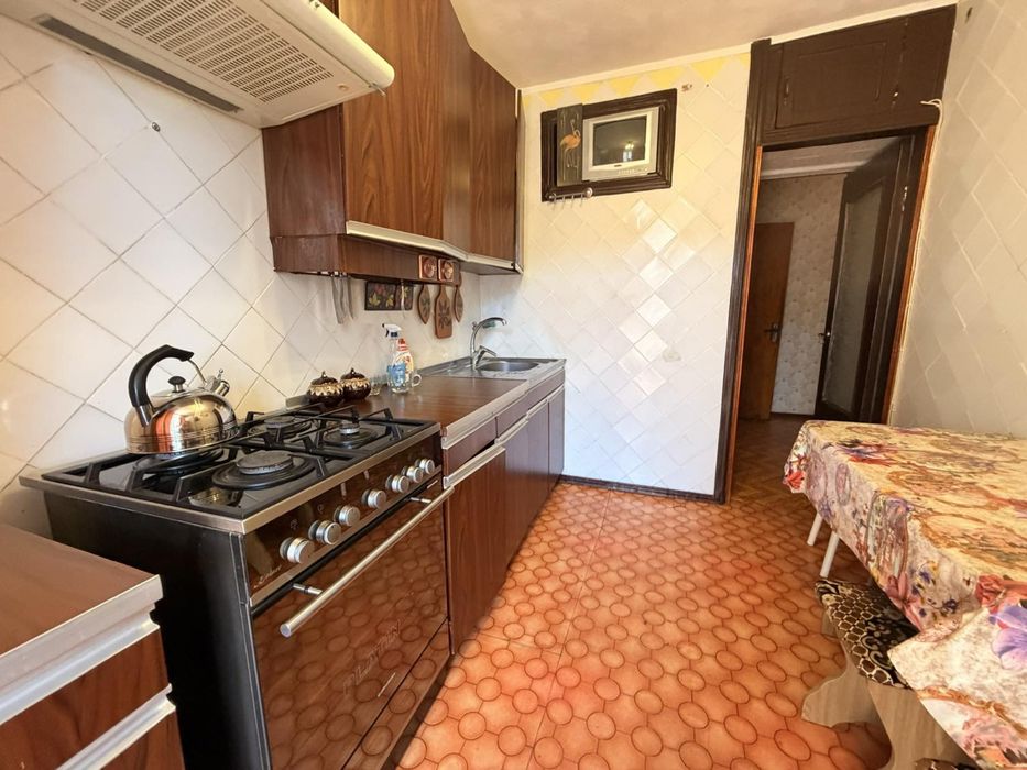 Продам 3 комнатную квартиру чешский проект