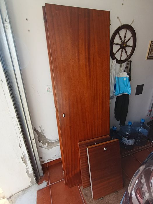 Vendo portas de roupeiro