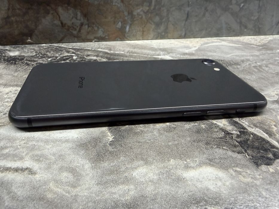 Iphone 8 64Gb Bat 87% Неверлок