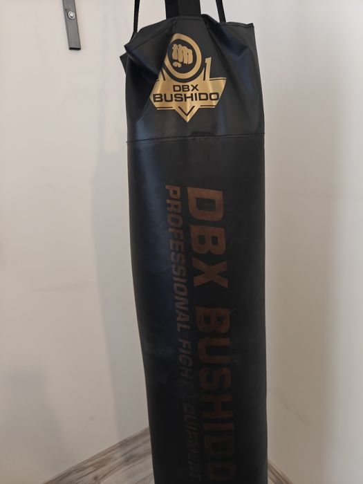 Worek bokserski bushido z uchwytem