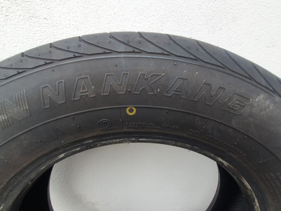 Pneu 185/75 R 16