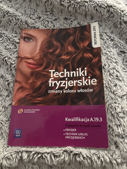 Techniki fryzjerskie sprzedam książki