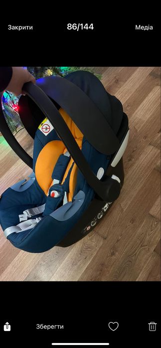 Продам автокрісло