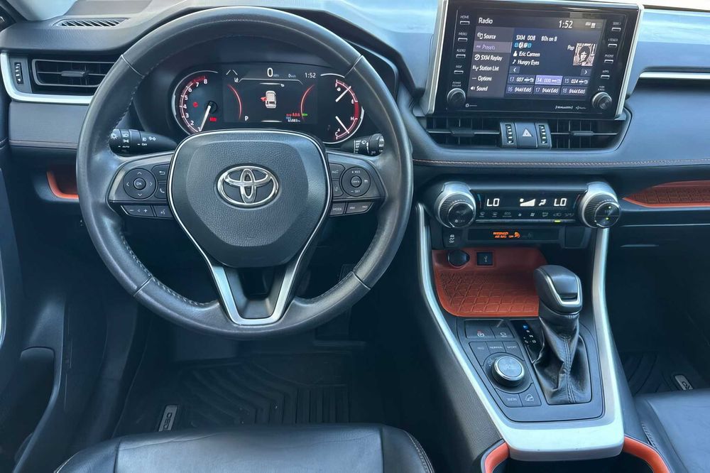Toyota RAV4 Adventure      2020