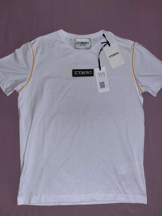 Wyprzedaż t-shirt męski ICEBERG.