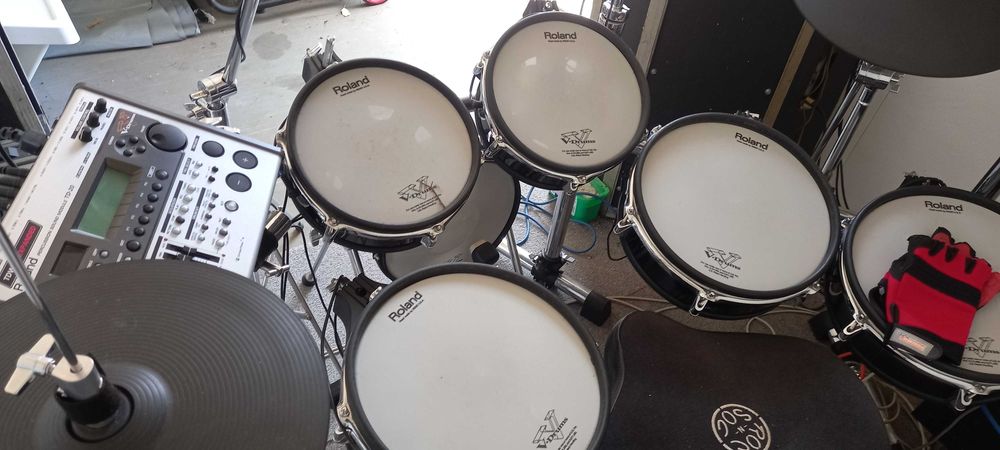 Roland TD20 V-Drums Profissional + altifalantes e misturador Jam-Hub