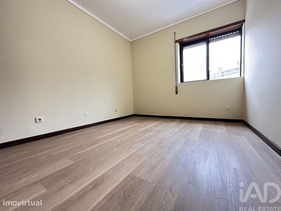 Apartamento T3 em Arcozelo de 125 m2