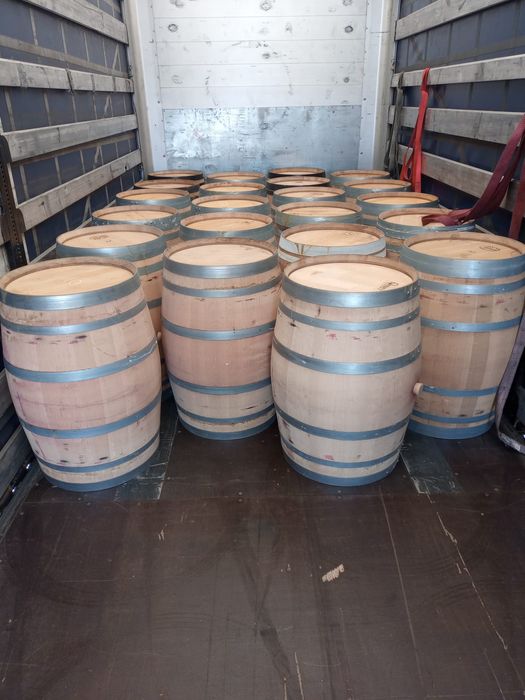 Barris de madeira carvalho 225L - Used 225L ex-red wine barrels
